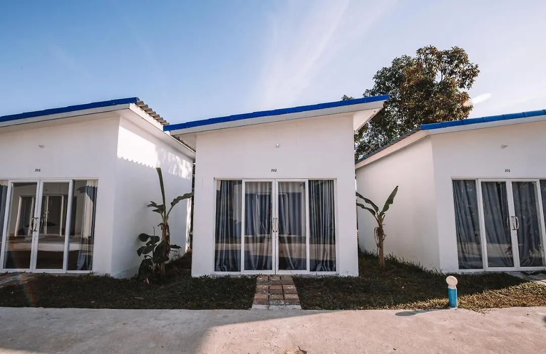Malibu Hostel-1