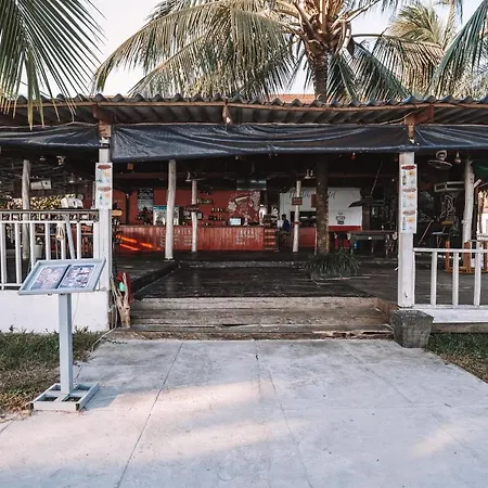Malibu Hostel-3